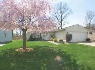 224 Shelton Blvd, Eastlake, OH 44095
