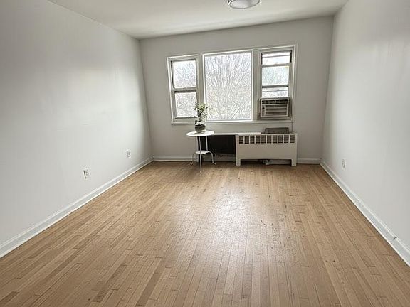 3rd image of 68-56 140 Street #Upper