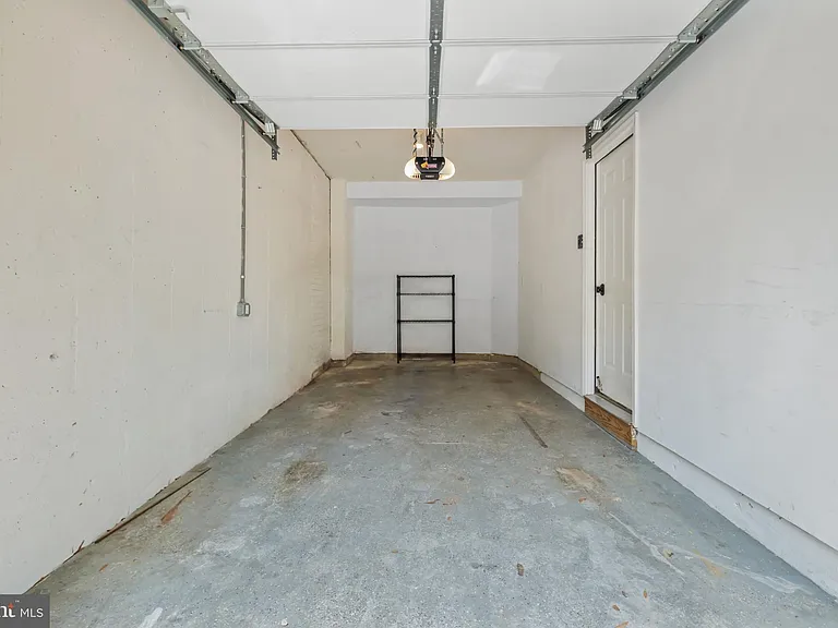 5011 Waple Ln — Photo 59