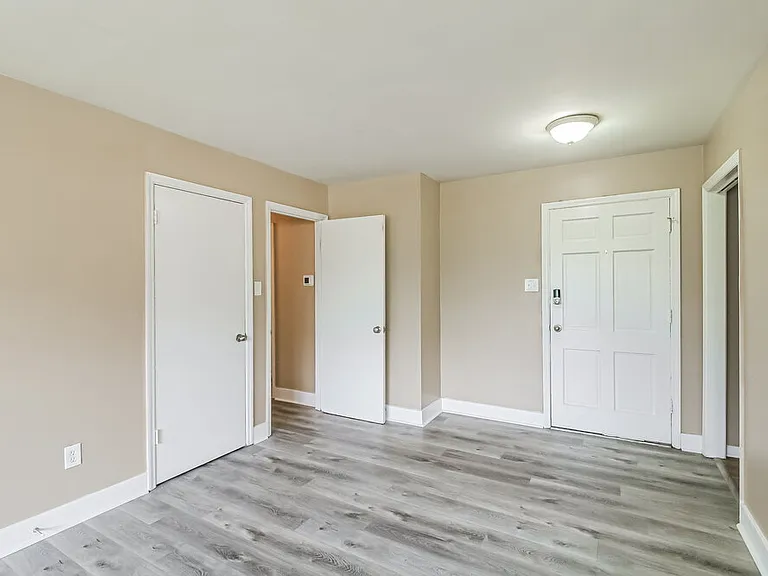 1932 Carla Dr — Photo 6