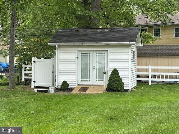 5th image of 2226 Decatur Rd