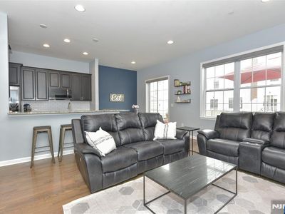 191 Roosevelt Dr, Wood Ridge, NJ, 07075