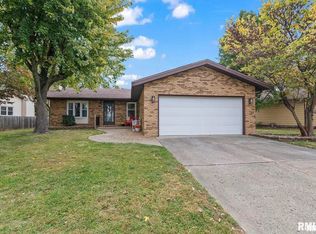 2620 Cardifs Ave, Springfield, IL 62704