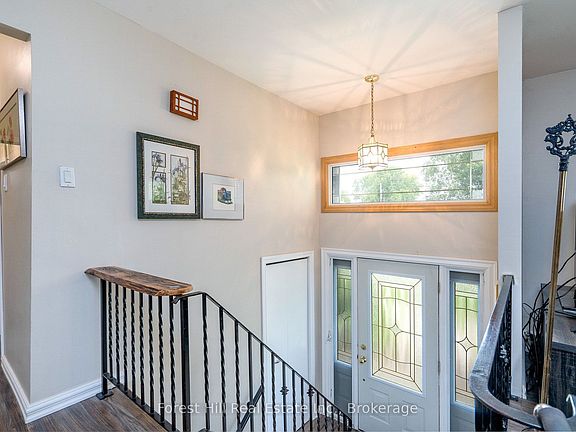 4th image of 535 George St