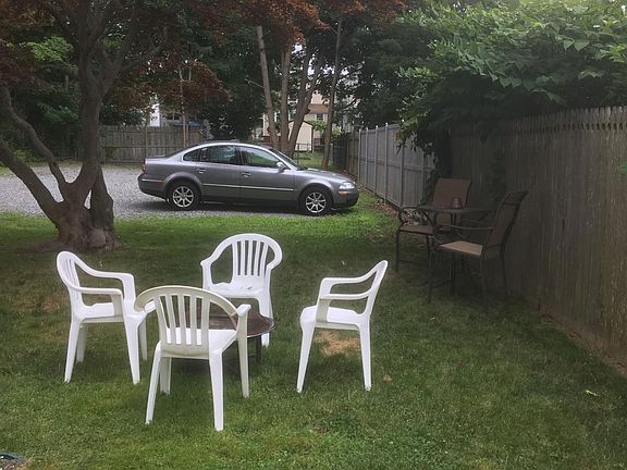 5th image of 10 Lincoln Ave #Duplex
