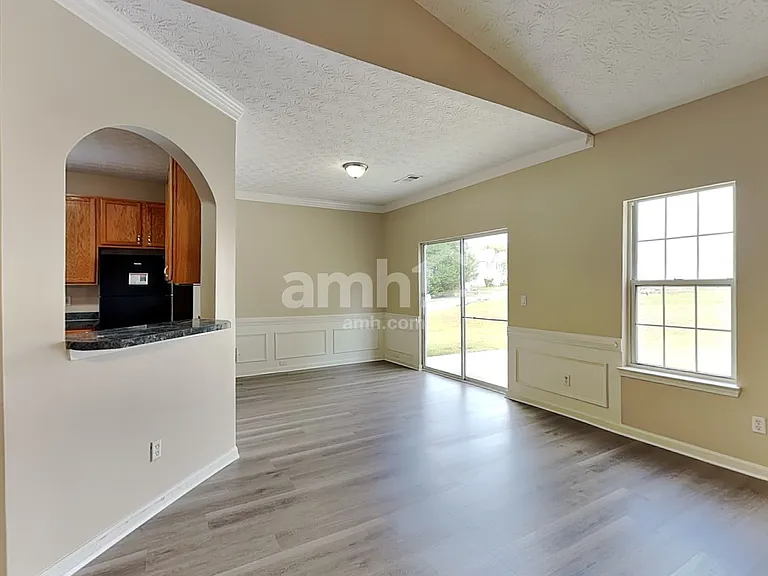 4284 Wood Cove Dr — Photo 5