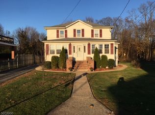 9 Main St, Succasunna, NJ 07876