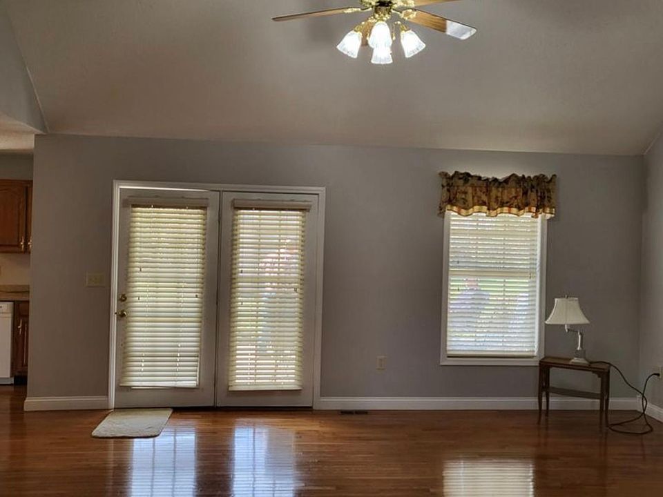 135 Kirkwood Dr London KY Zillow