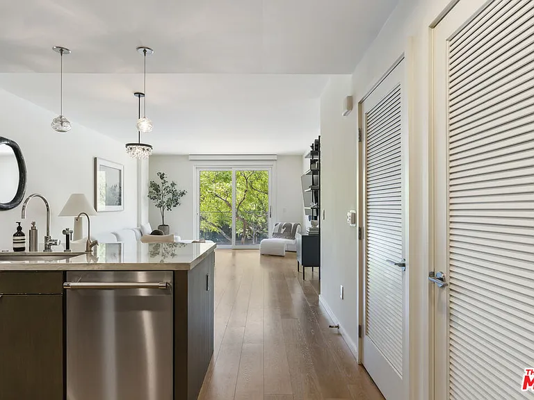 1705 Ocean Ave #212 — Photo 5