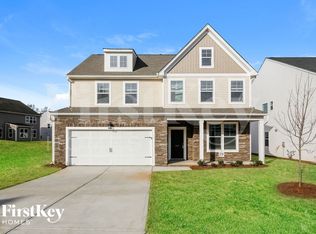 557 Hillpark Ln, Greer, SC 29651