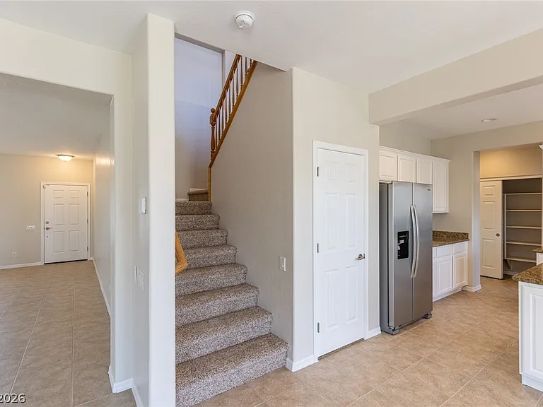 1148 Kingston Hills Ct — Photo 32