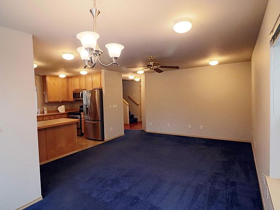 5th image of 1676 Brown Ave