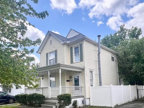 2957 4th Ave, Huntington, WV 25702