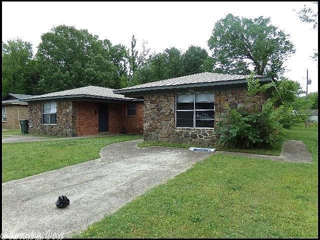 1st image of 5607 Valley Dr