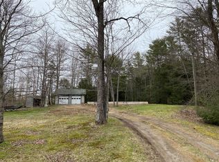 1405 Manktown Rd, Waldoboro, ME 04572