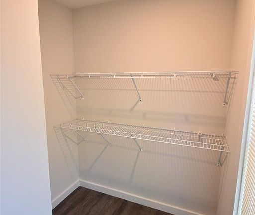 5th image of 513 Catherine St