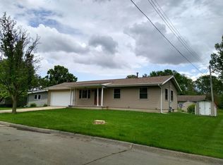 1414 9th Avenue Ln, Grinnell, IA 50112