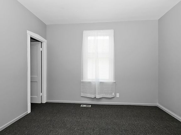 5th image of 8433 S Essex Ave