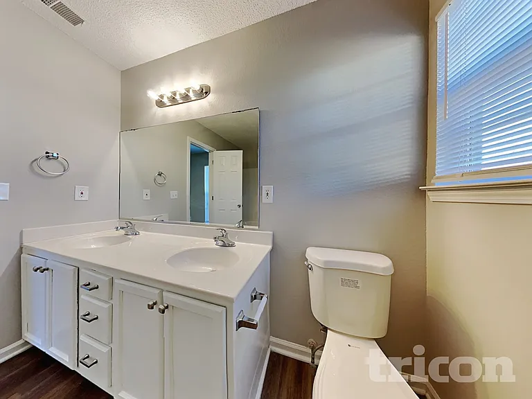 2 Beagle Ct — Photo 11