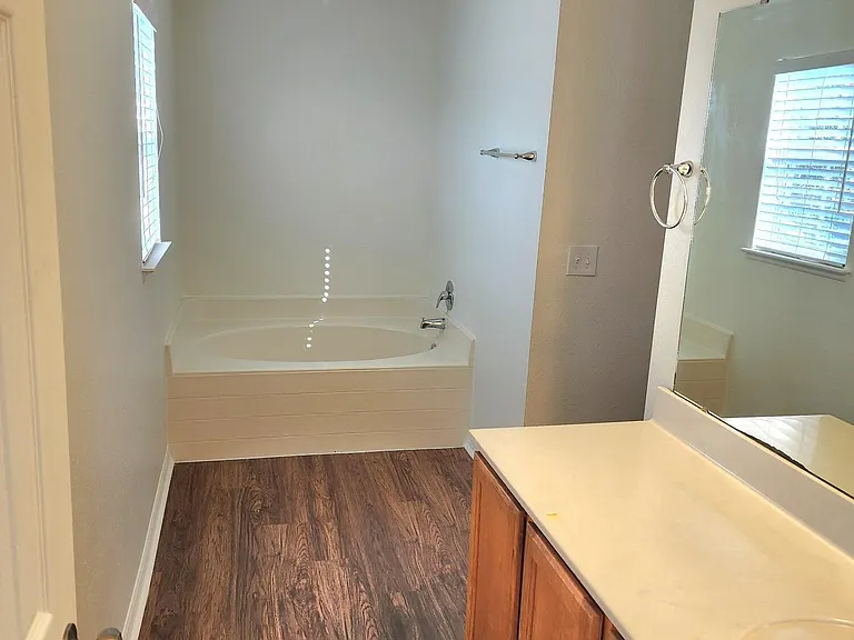 7147 High Bluff Rd — Photo 9