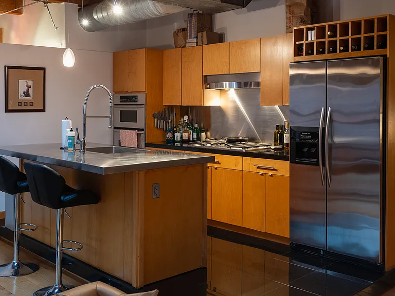 21 Wormwood St #609 — Photo 7