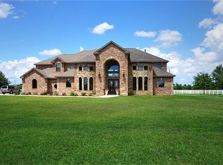 19918 Stone Lake Dr, Tomball, TX 77377