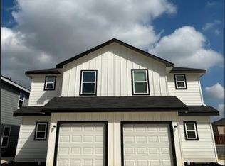 8711 Key Windy Way, Converse, TX 78109