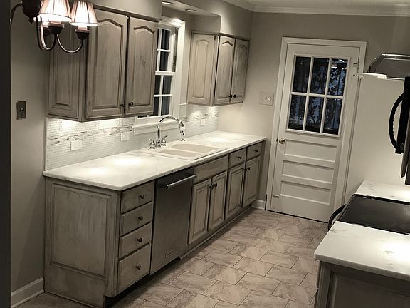 2nd image of 5094 Norich Ave