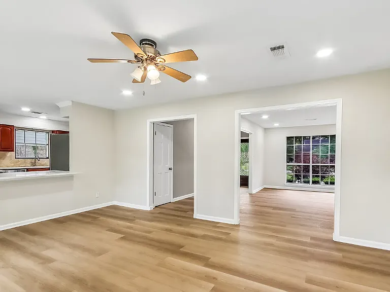 16214 Port O Call St — Photo 5