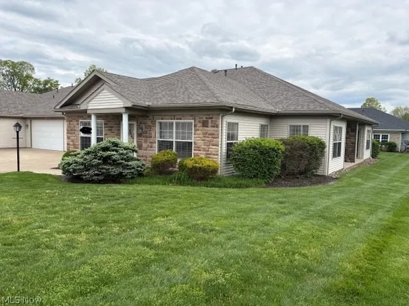 3077 Whitewood St NW, North Canton, OH 44720