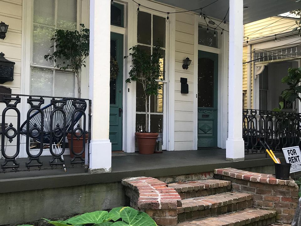 2nd image of 2420 Magazine St #1
