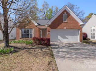 9205 Kestral Ridge Dr, Charlotte, NC 28269