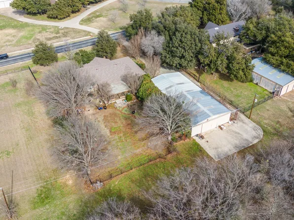 5990 Stagecoach Cir, Westlake, TX 76262