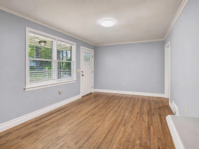 2107 Long Shadow Ln — Photo 16