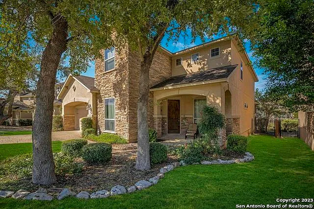 5 bed, 4.0 bath, 3607 sqft, $2,800 — Photo 2