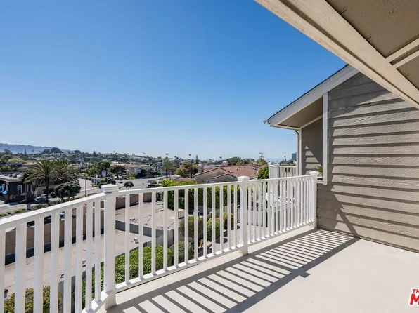 225 S Lucia Ave APT C, Redondo Beach, CA 90277