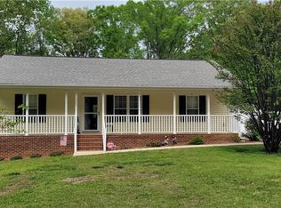 1088 Riverwood Rd, Lexington, NC 27292