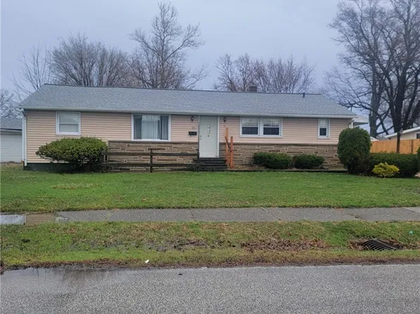 531 E 331st St, Eastlake, OH 44095
