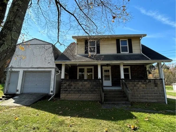 1716 Greensburg Rd, New Kensington, PA 15068