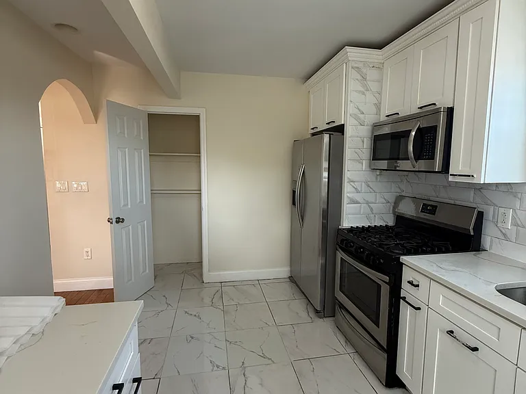 19710 Foothill Ave #1 — Photo 7