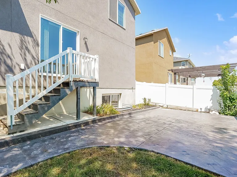 3423 S Melanie Cv — Photo 16