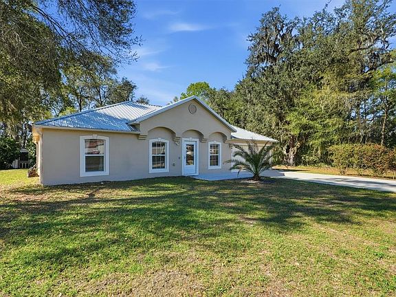 2nd image of 4180 SW 131st Place Rd