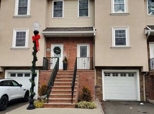 21 Michael Ln, Wallington, NJ 07057