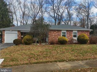 115 Chapel Hill Dr, Newark, DE 19711