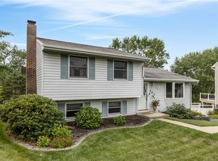 103 Summit Ridge Dr, Bridgeville, PA 15017