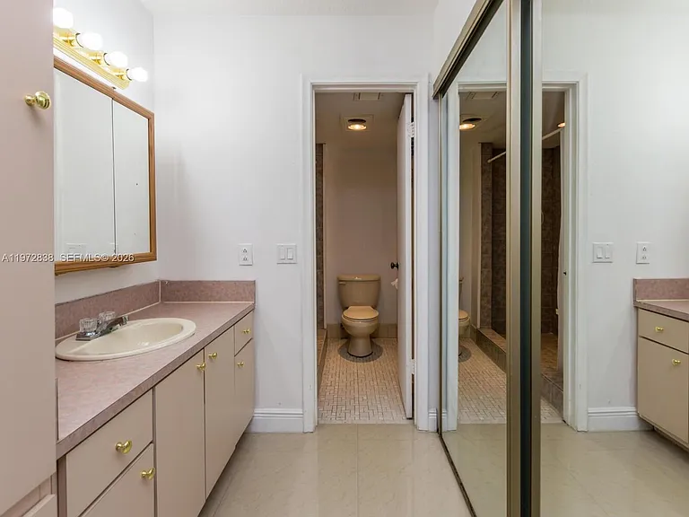 11202 Taft St #11202 — Photo 20