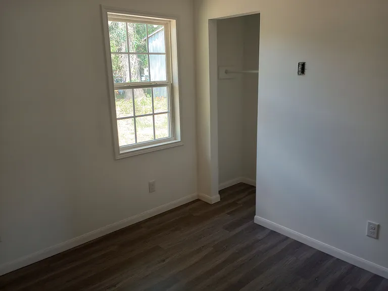 217 Springdale #K — Photo 5