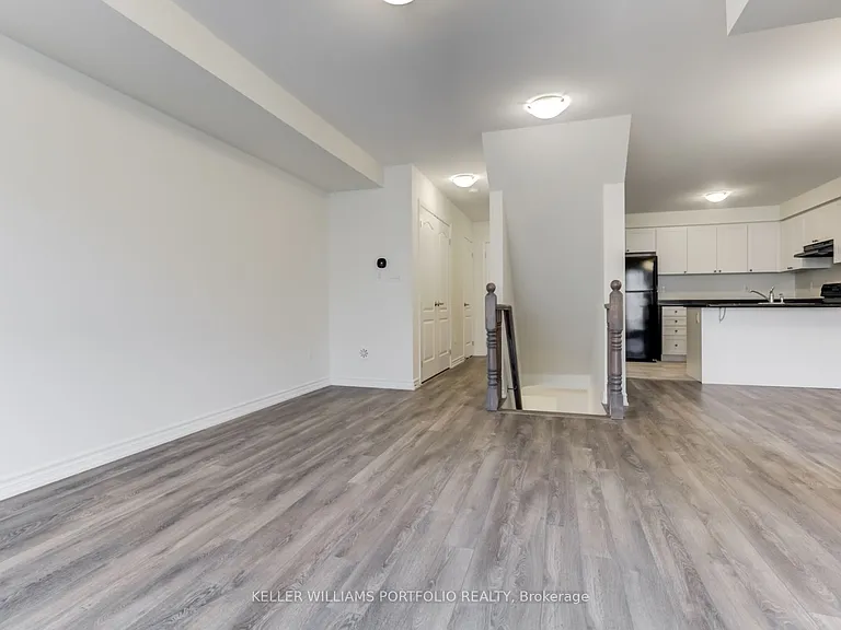 7 Bluegill Cres — Photo 8