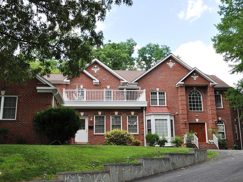 1st image of 3835 Prince William Dr