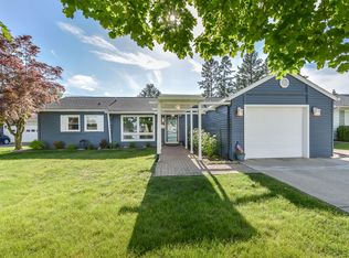 746 Book St, Chelsea, MI 48118